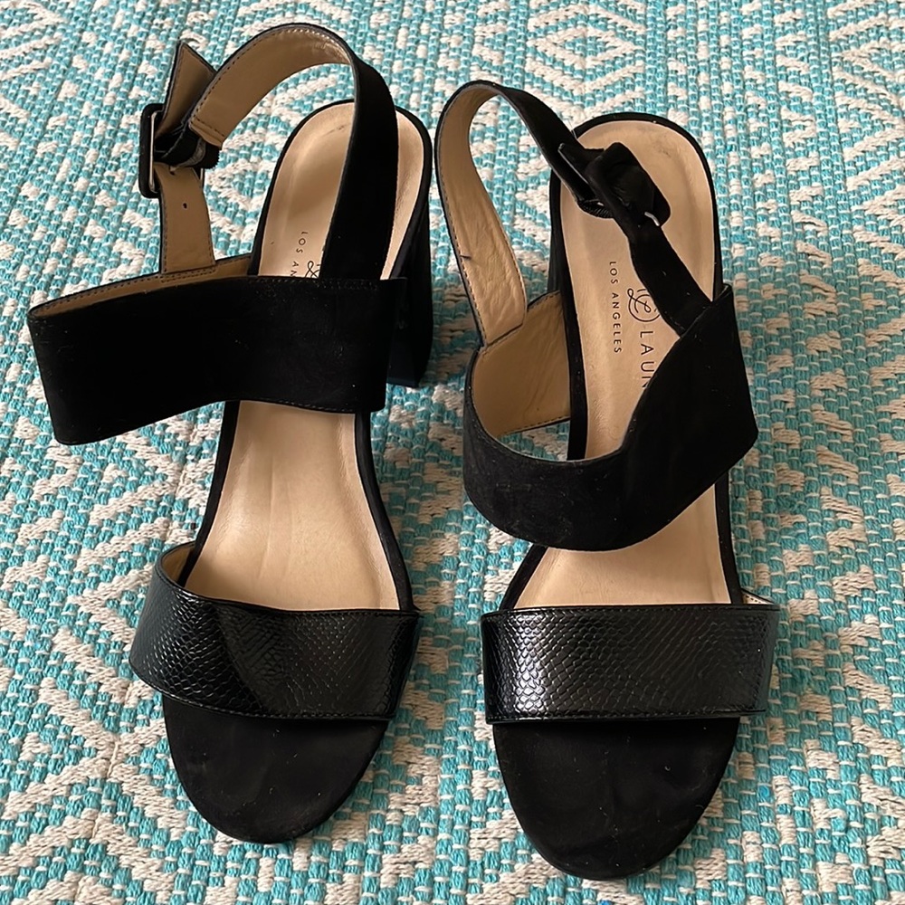 Chinese Laundry Black Sandal